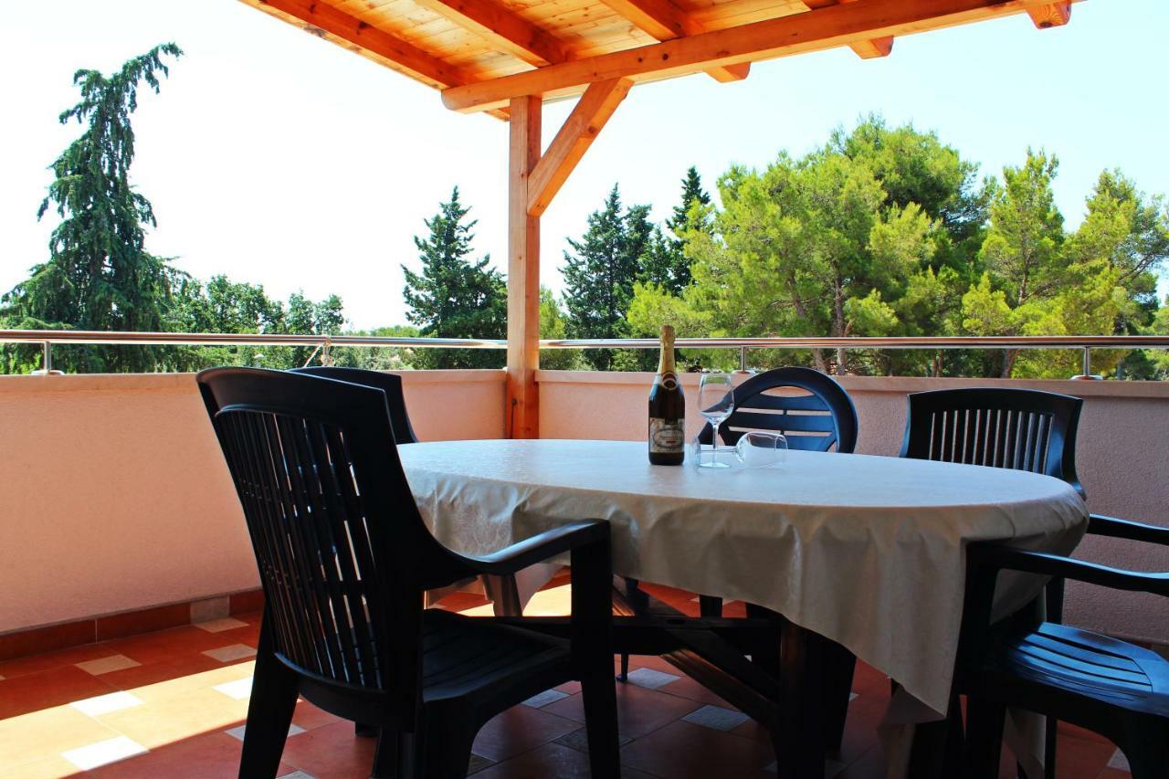 Villa Daria Pakoštane Exterior foto